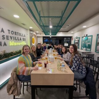 ¡Tour de Tapas en Tu Tortilla! Esperamos tener muchísimos más para que disfrutéis de los auténticos sabores de nuestras tortillas y tapas/platos🤤