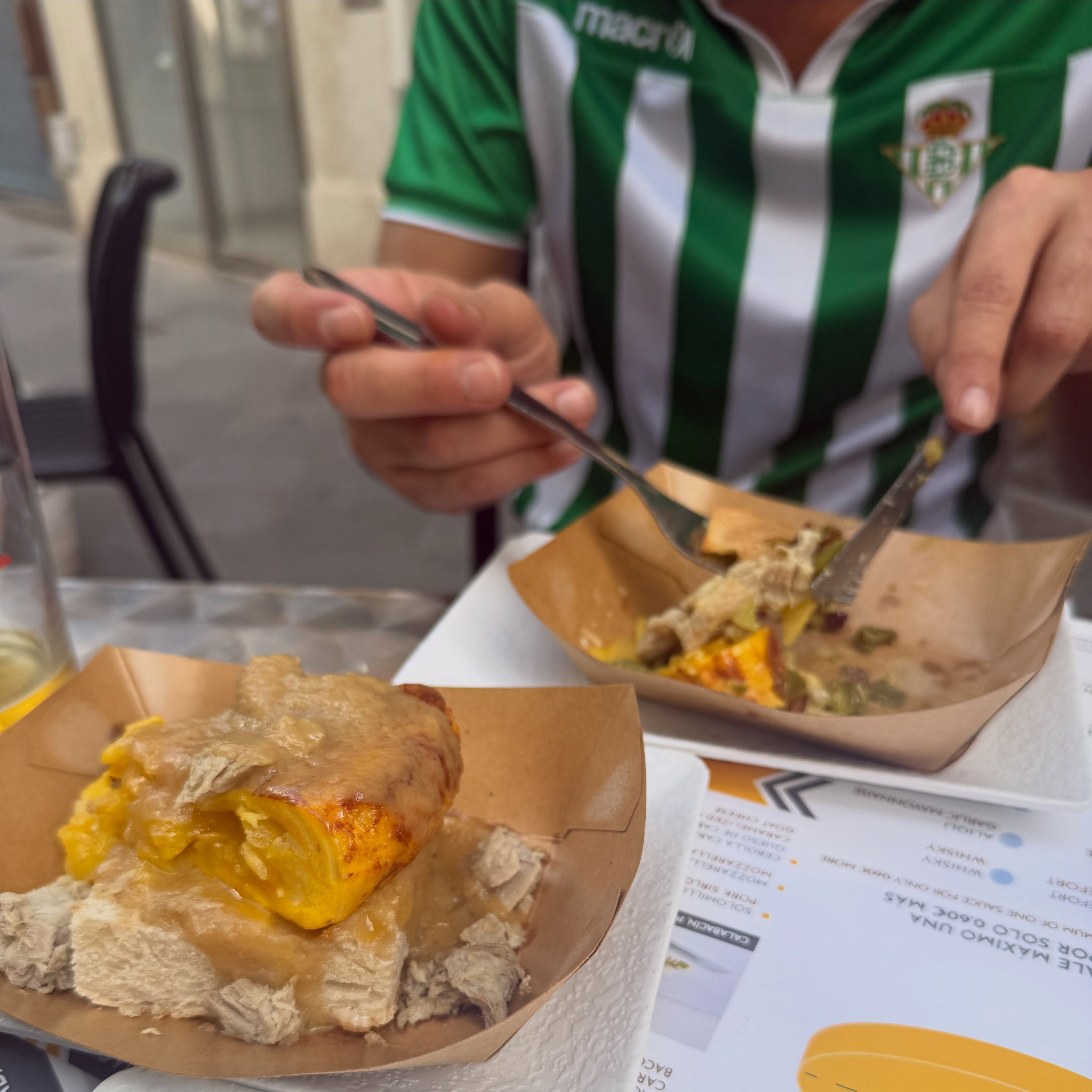 La previa perfecta para cualquier partido: un par de porciones de Tu Tortilla. Simplemente deliciosas🤤