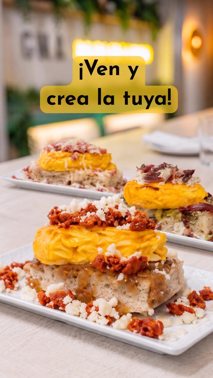 🚨 ¡Sevilla, esto os interesa! 🤤🍳
Presentamos las nuevas porciones de Tu Tortilla. Nuevo formato, mismo concepto.
Cremosa tortilla de patatas sobre una base de pan de chapata untado con tu vegetal favorito. Añádele carne, queso y/o salsa por encima para conseguir la combinación perfecta.
¿Eres de los clásicos o de los que se atreven con mezclas diferentes? 👇 Cuéntanos tu combinación ideal.
📍 Ven a descubrirla en Tu Tortilla, Calle San Eloy 31, Sevilla
#Sevilla #SevillaFood #ComerEnSevilla #SevillaGastronomica #TuTortilla